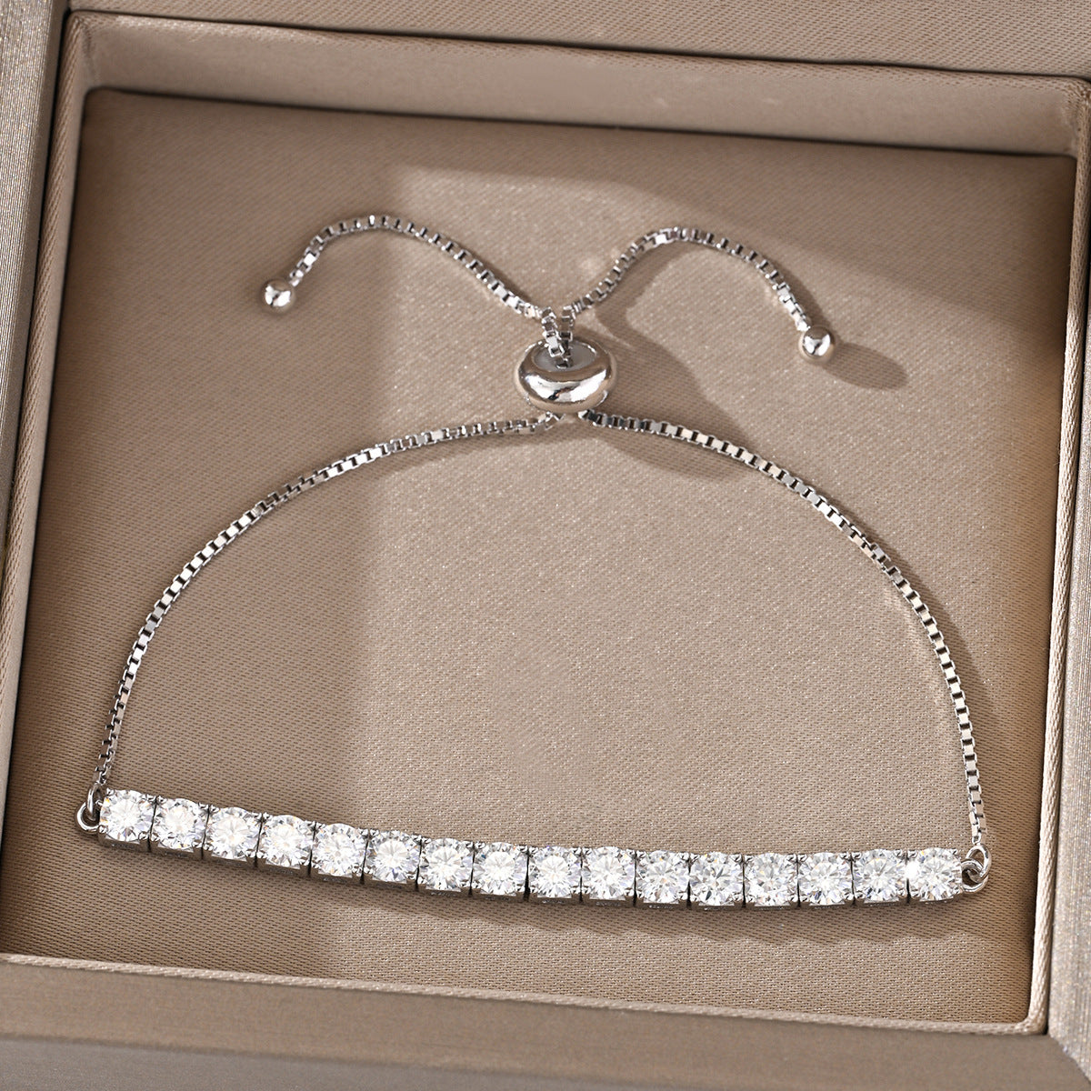 Lightly Luxurious European-Style Moissanite  925 Sterling Silver Bracelet
