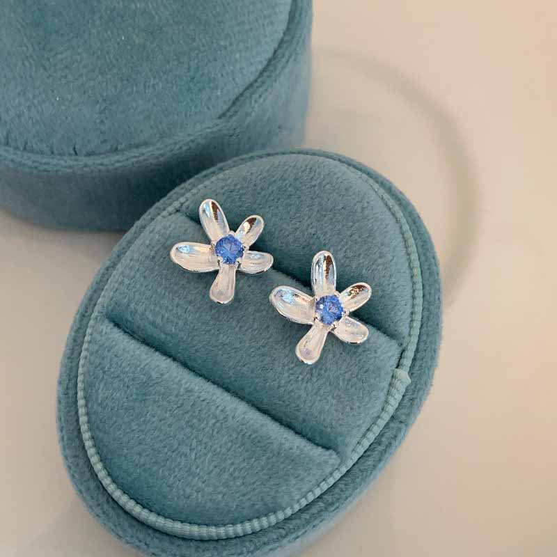 Beautiful Blue CZ Flowers 925 Sterling Silver Stud Earrings