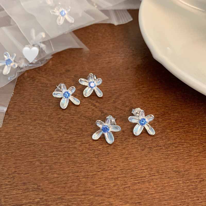 Beautiful Blue CZ Flowers 925 Sterling Silver Stud Earrings