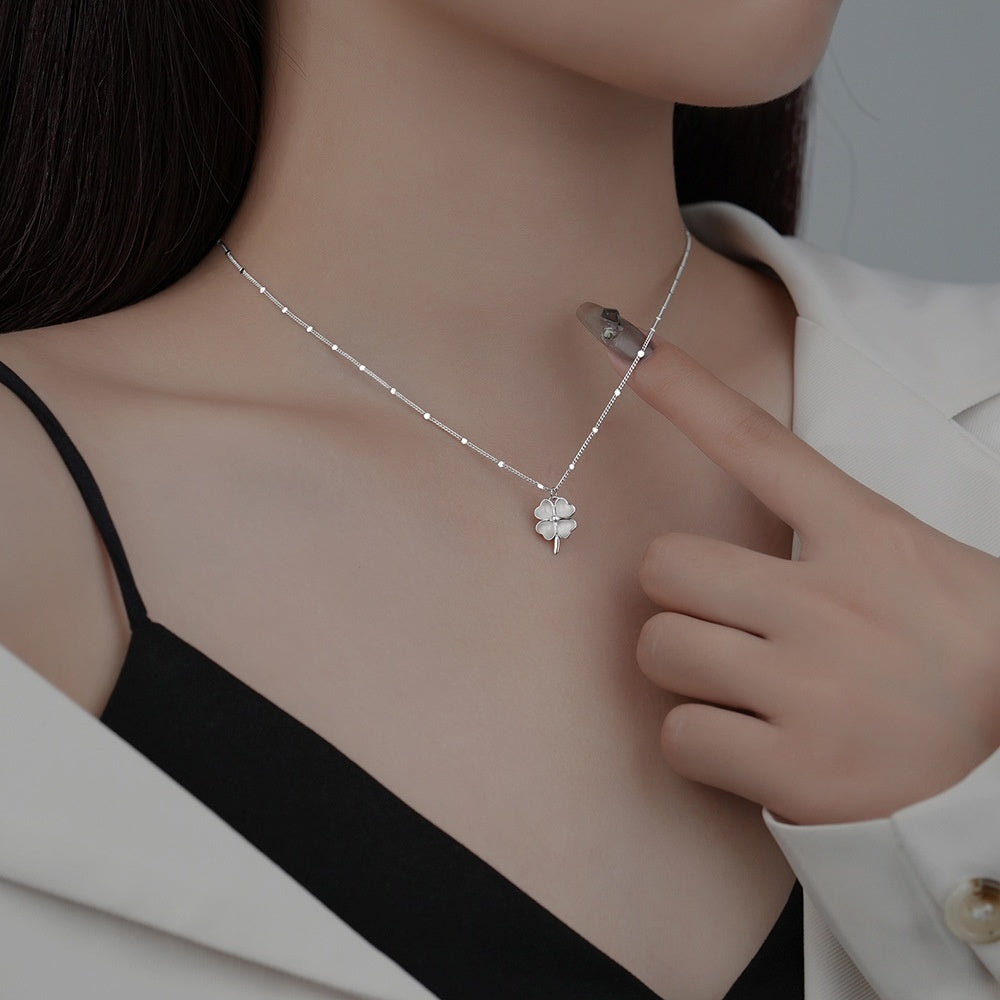 Elegant Four Leaf Clover White Cat Eye Stone 925 Sterling Silver Necklace Fashionable Light Luxury Design for Women Office Daily Wear