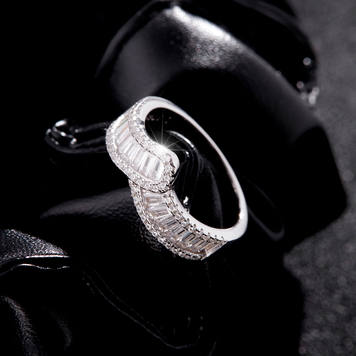 Elegant Geometric Baguette Cut Cubic Zirconia 925 Sterling Silver Statement Ring for Women, Unique Design with Sparkling Stones for Party, Anniversary, Gift, or Daily Wear