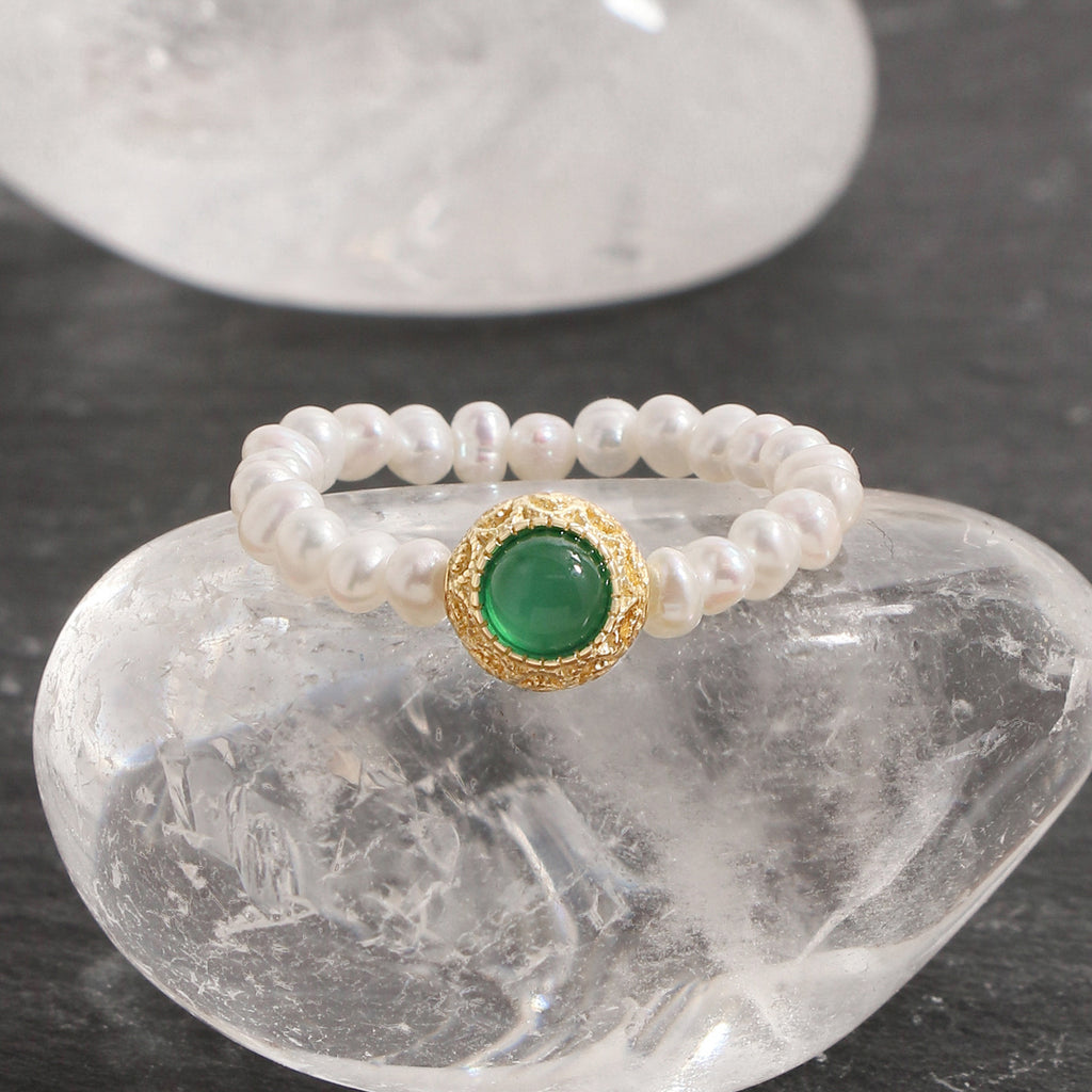 Women Elegant Round Green CZ Natural Pearls 925 Sterling Silver Ring