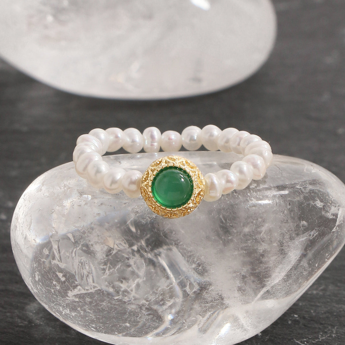 Women Elegant Round Green CZ Natural Pearls 925 Sterling Silver Ring