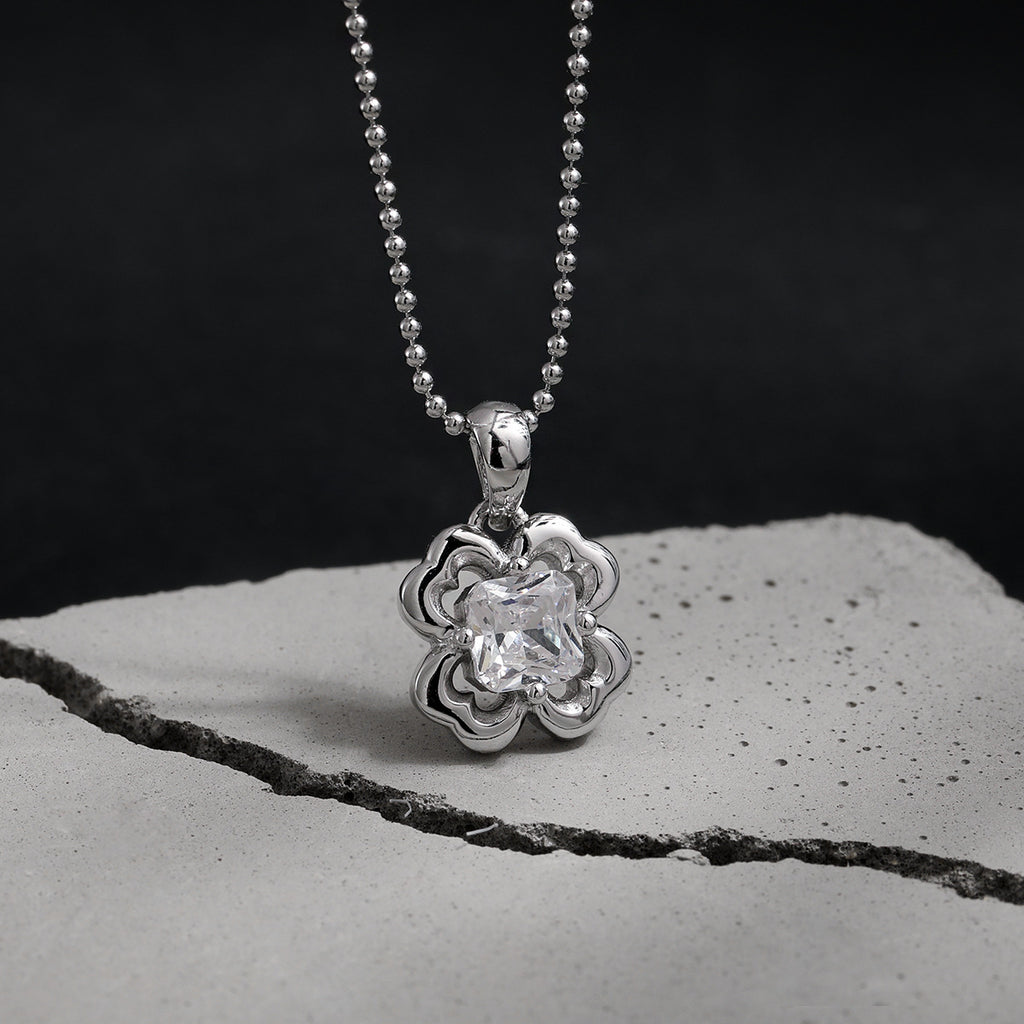 Collar de cadena de bolas de plata de ley 925 con circonia cúbica y flor de trébol
