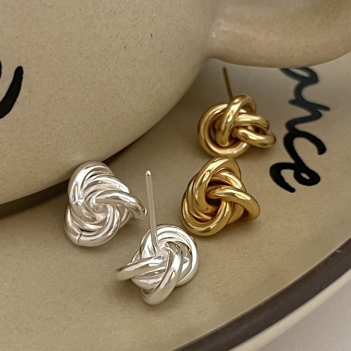 Elegant Knotted Design 925 Sterling Silver and 18K Gold Plated Minimalist Stud Earrings