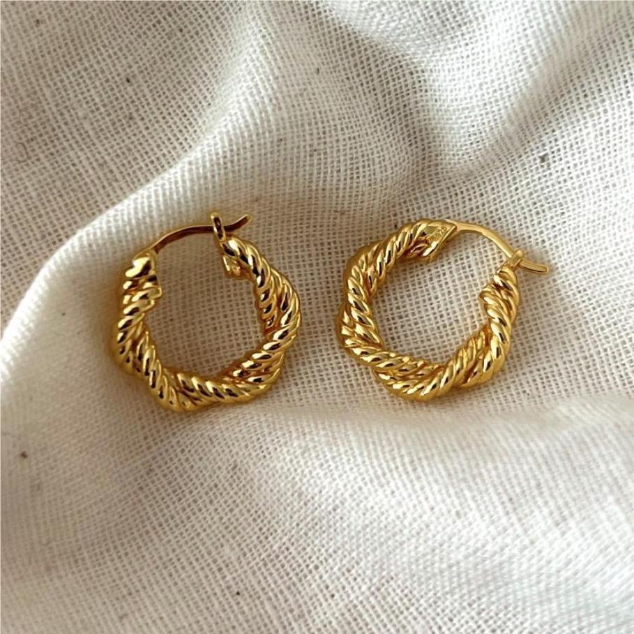 Elegant Twisted Rope Design 925 Sterling Silver Gold Plated Earrings for Women Fashion Geometric Korean Style Jewelry 2026 New Release Party Gift