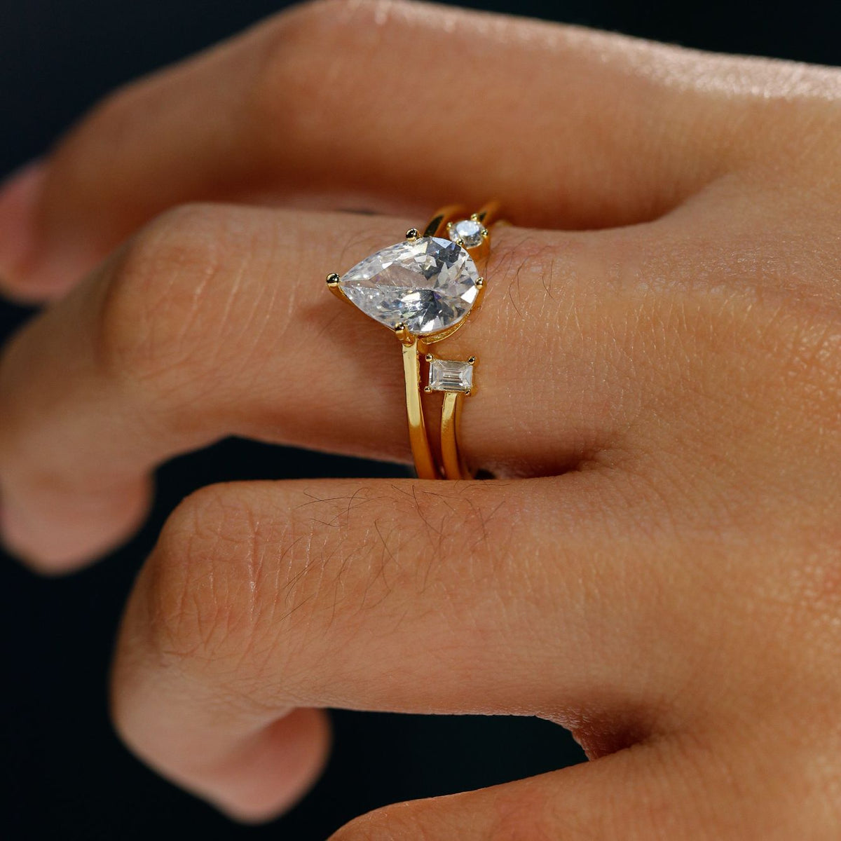 Pear Shape Moissanite Stack Ring Set S925 Sterling Silver Double Band Ring With Round And Baguette Accent Stones White Gold Tone Or Yellow Gold Elegant Fashion Jewelry For Women