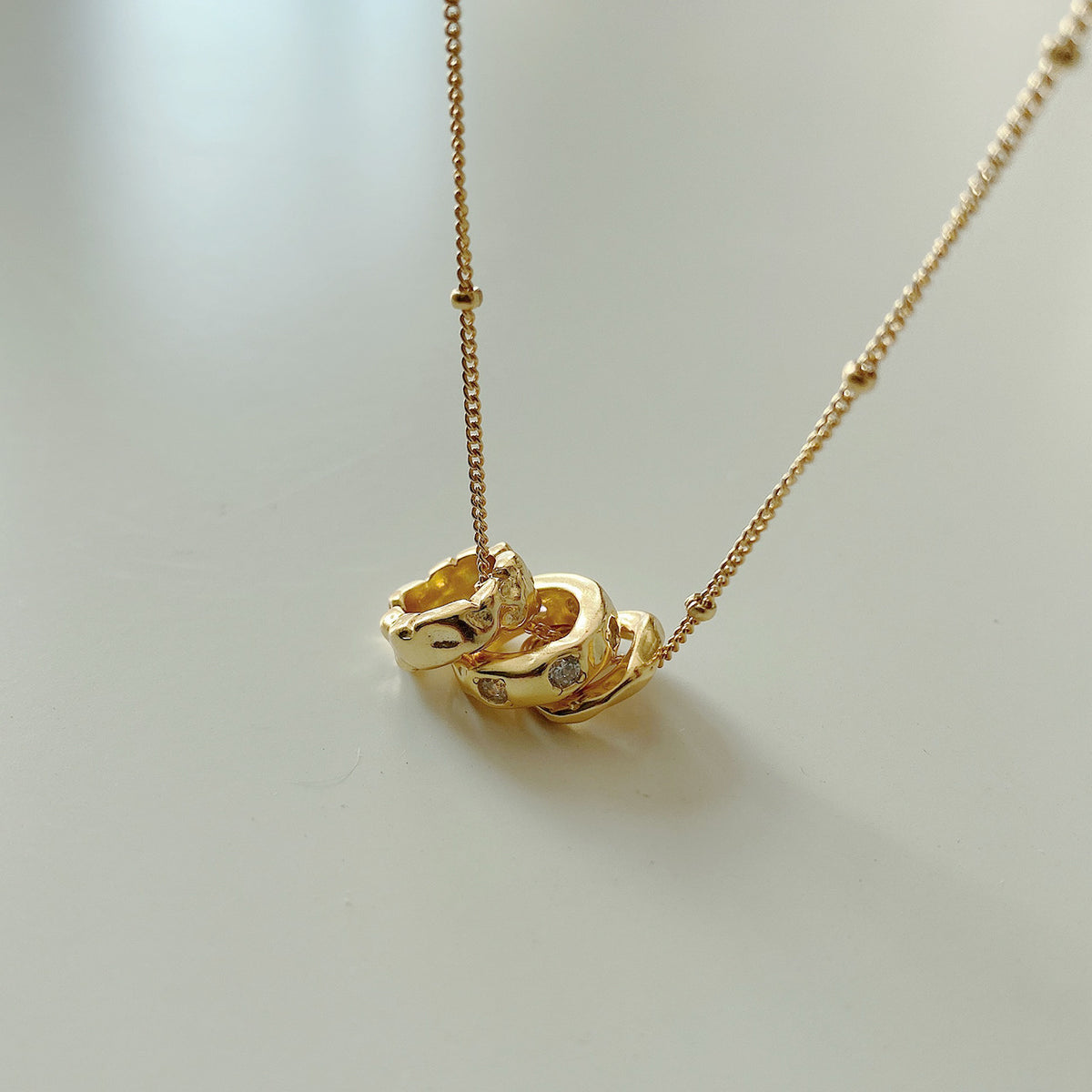 Elegant Geometric Cubic Zirconia Beaded Pendant Necklace