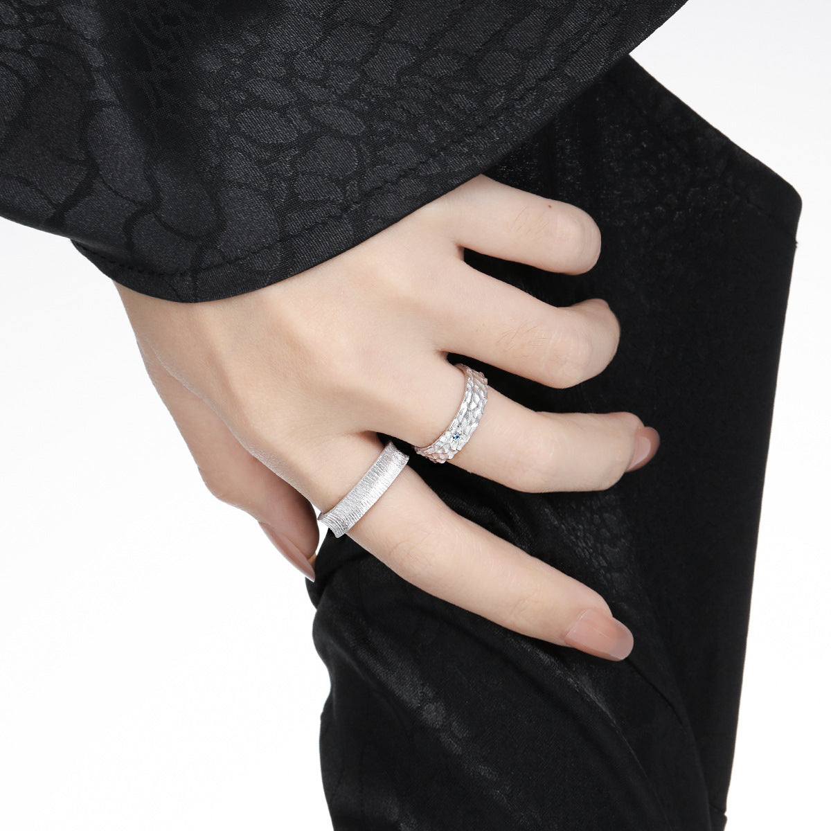 Hammered Texture Cubic Zirconia Adjustable Open Ring for Women with 925 Sterling Silver and 18K Gold Plating, Unique Minimalist Style for Anniversary, Birthday, Party, or Casual Wear