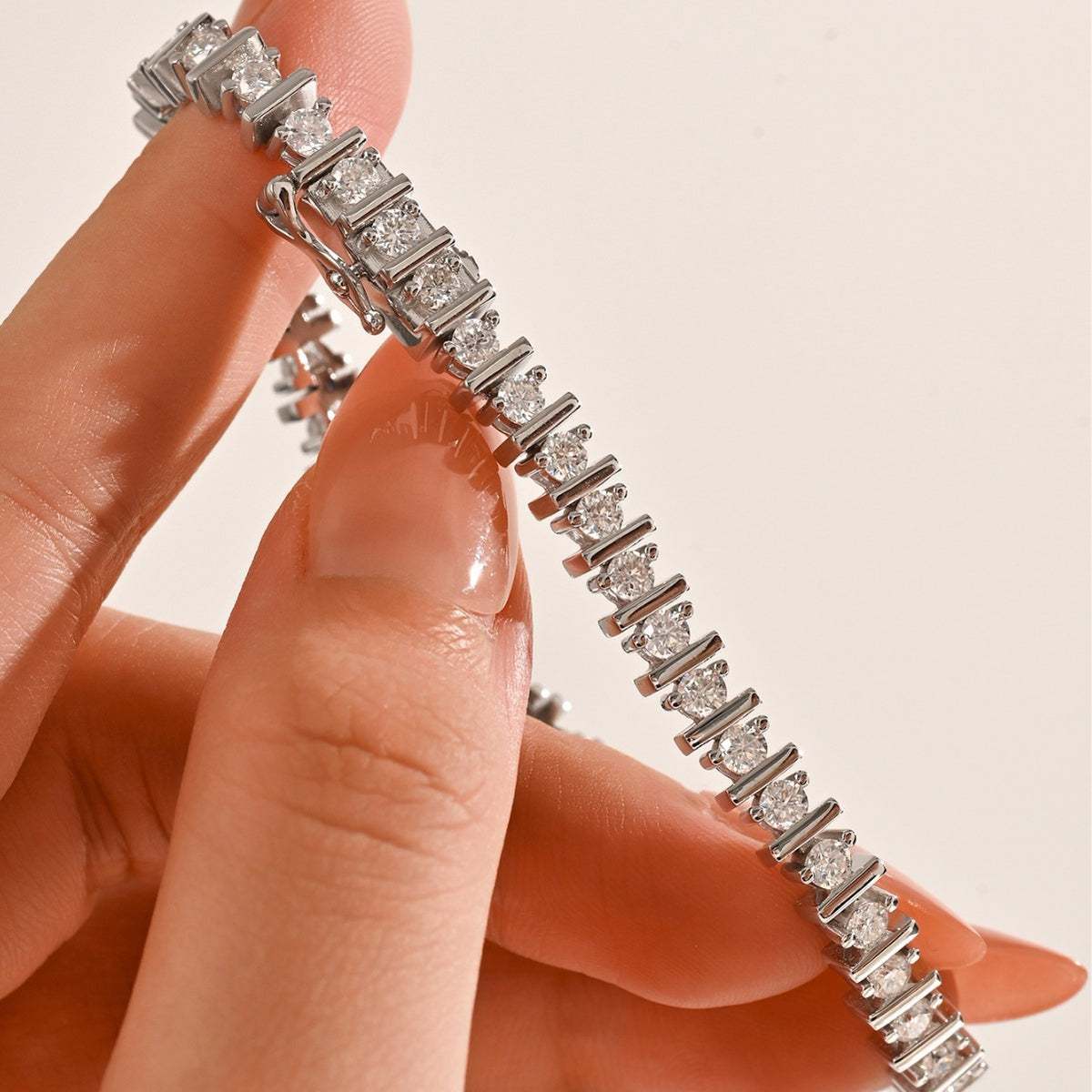 Mossanite Women’s European-Style Tennis Chain 925 Sterling Silver Bracelet