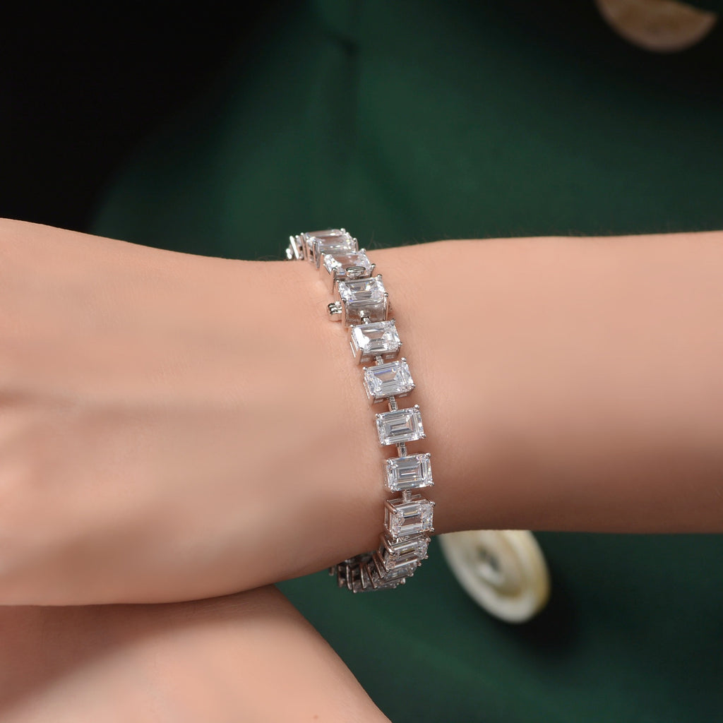 Pulsera de tenis de plata S925 con diamante de alto carbono corte esmeralda claro, piedras rectangulares de 5 mm x 7 mm, pulsera de línea elegante y clásica de moda con cierre de caja, regalo para boda, fiesta o aniversario