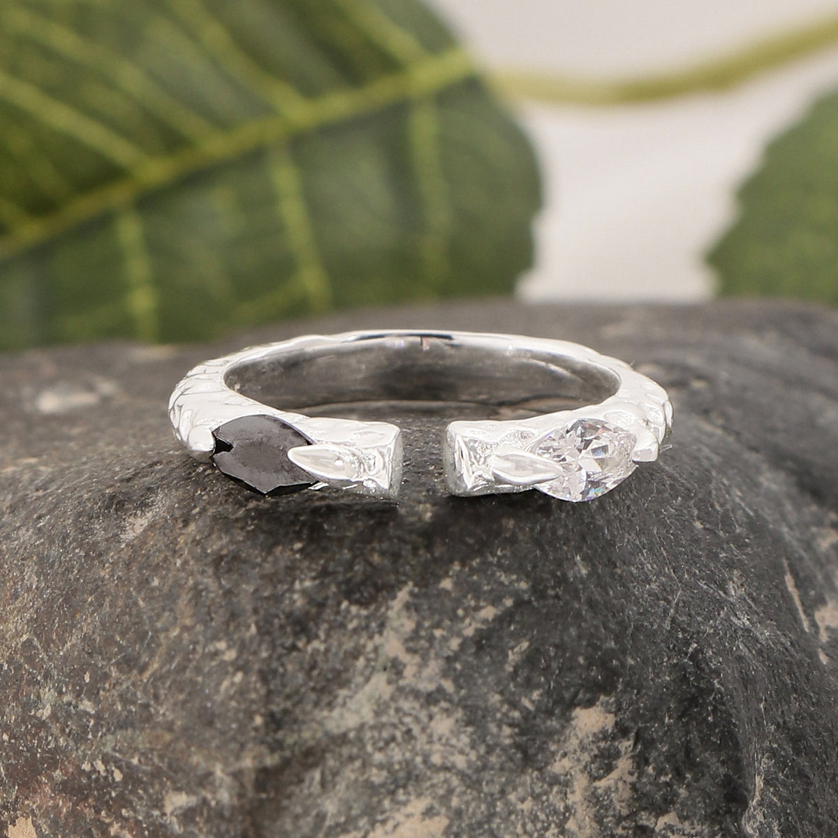 Simple Black CZ Irregular Drawing 925 Sterling Silver Adjustable Ring