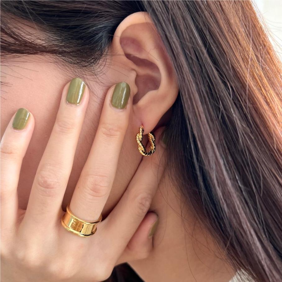 Elegant Twisted Rope Design 925 Sterling Silver Gold Plated Earrings for Women Fashion Geometric Korean Style Jewelry 2026 New Release Party Gift