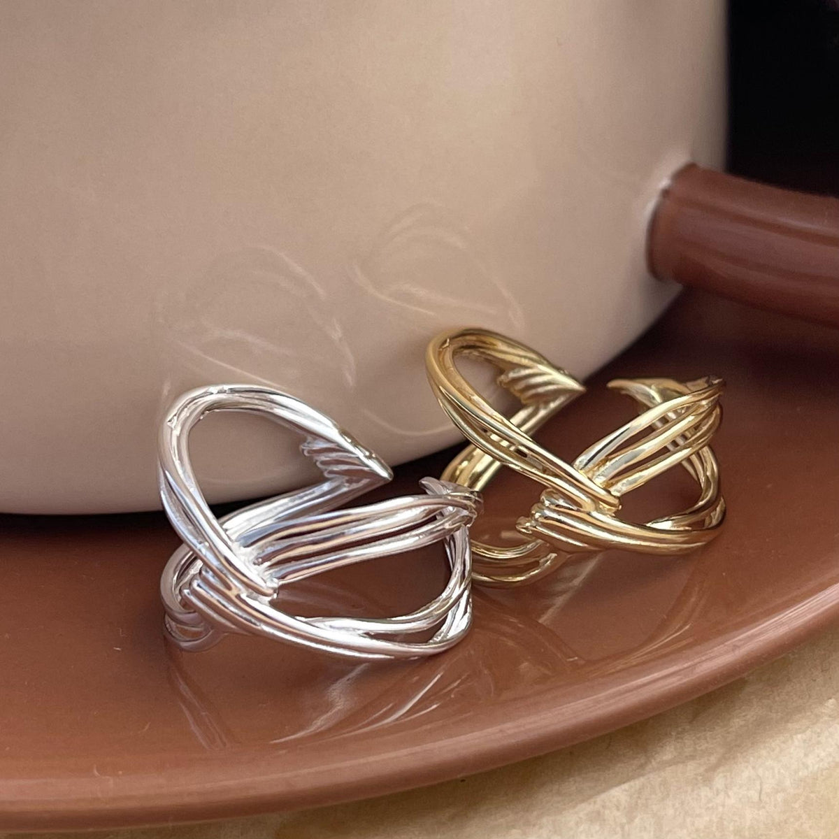 Elegant Heart Knot Design Adjustable 925 Sterling Silver and 18K Gold Plated Ring for Women Modern Fashion Jewelry Simple Style