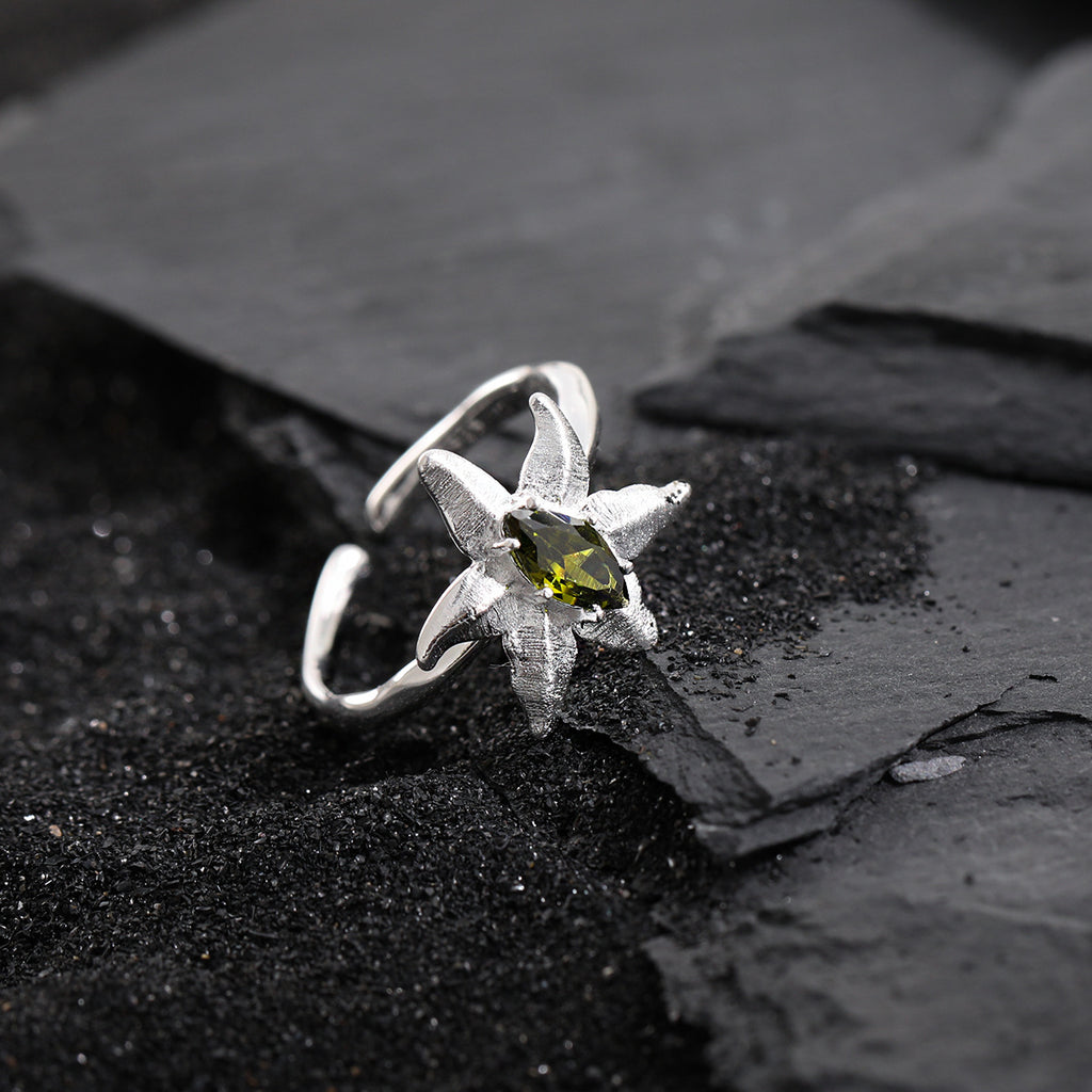 Minimalist Style Unique Starfish Design Peridot Embedded 925 Sterling Silver 18K Gold Plated Open Adjustable Ring