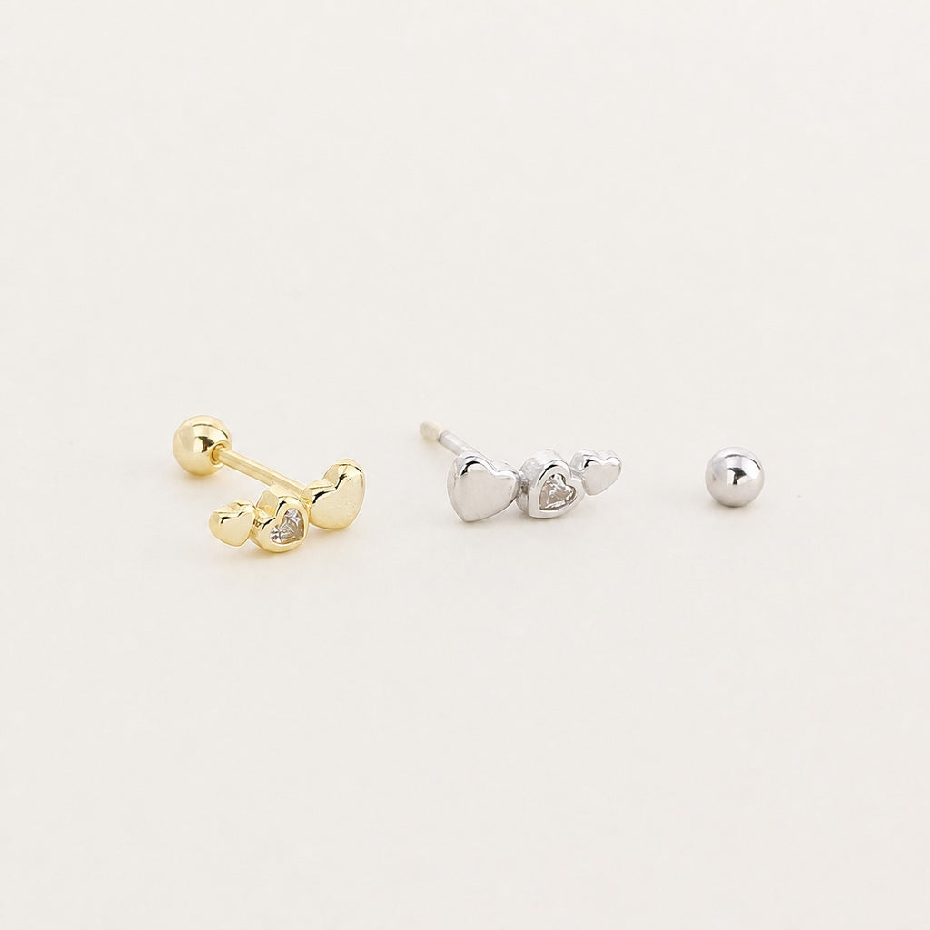 Pendientes de botón de plata S925 con triple corazón de circonia cúbica, estilo moderno minimalista para uso diario