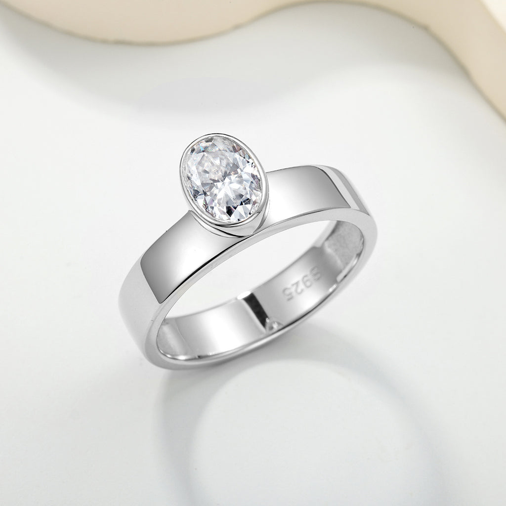 Oval Shaped  Shank  A Minimalist Design Moissanite 925 Silver Ring