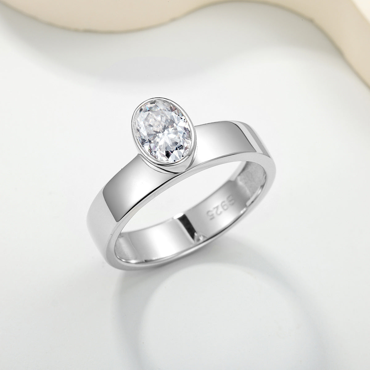 Oval Shaped  Shank  A Minimalist Design Moissanite 925 Silver Ring
