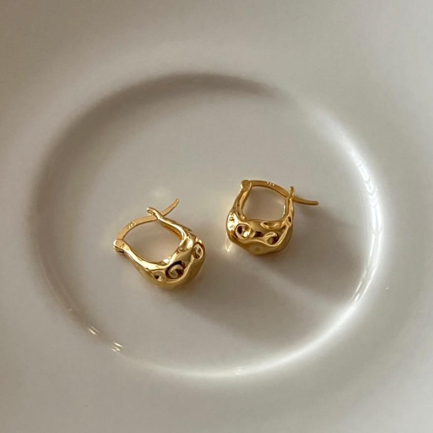 S925 pure silver irregular earrings for women, simple and fashionable Instagram style earrings and earrings