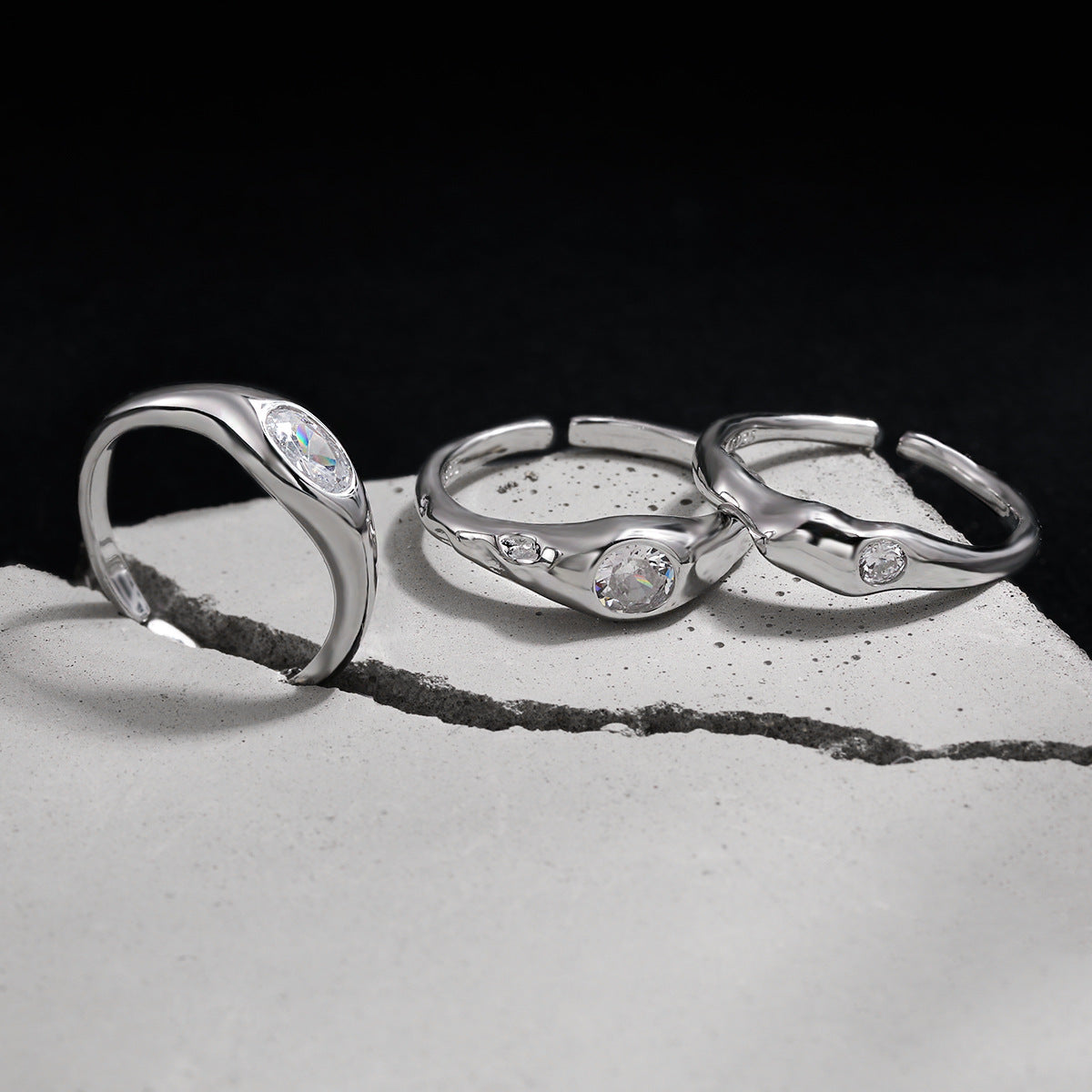 Cubic Zirconia Geometric Oval and Round Setting  925 Sterling Silver Adjustable Open Band Minimalist Wavy Ring