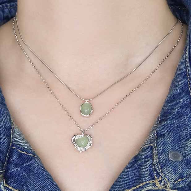 Women Green Crystal Heart Flower Border 925 Sterling Silver Necklace