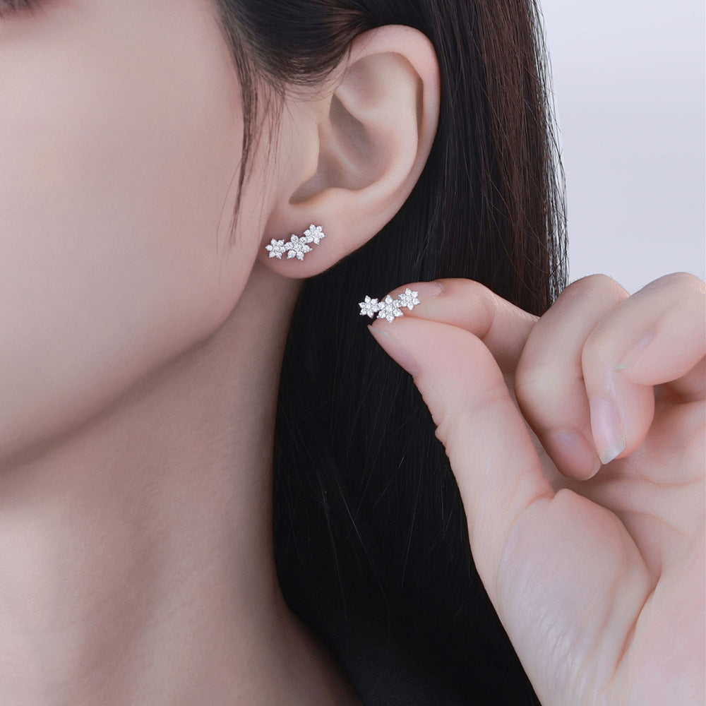Snowflake Floral Cluster S925 Sterling Silver Cubic Zirconia Stud Earrings  Fashion Simple Winter Style Ear Stud Earrings