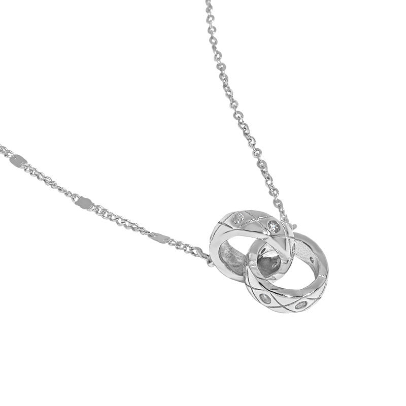Collar de Plata Esterlina S925 con Anillo Geométrico Entrecruzado y Circonia Cúbica
