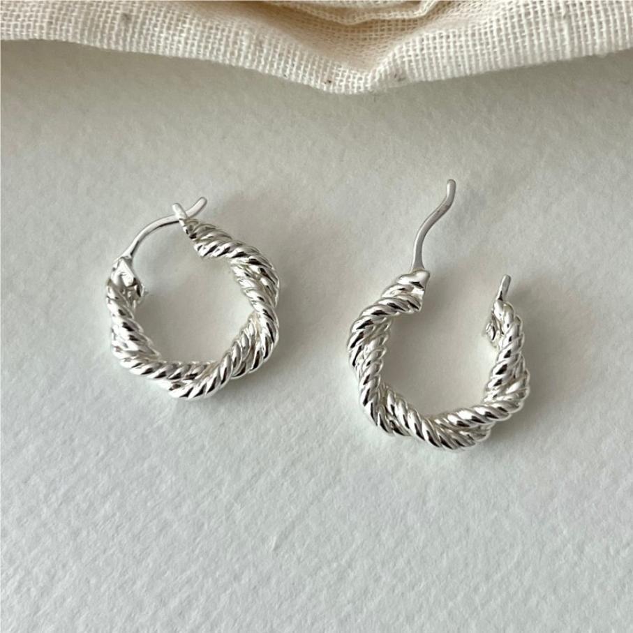Elegant Twisted Rope Design 925 Sterling Silver Gold Plated Earrings for Women Fashion Geometric Korean Style Jewelry 2026 New Release Party Gift