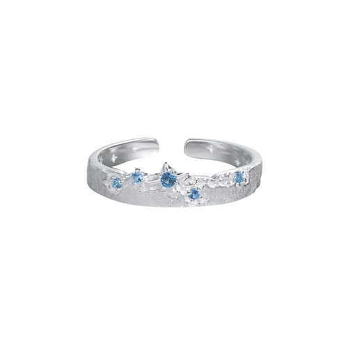Anillo ajustable de plata de ley 925 con patrón de estrella y textura cepillada, circonia cúbica azul