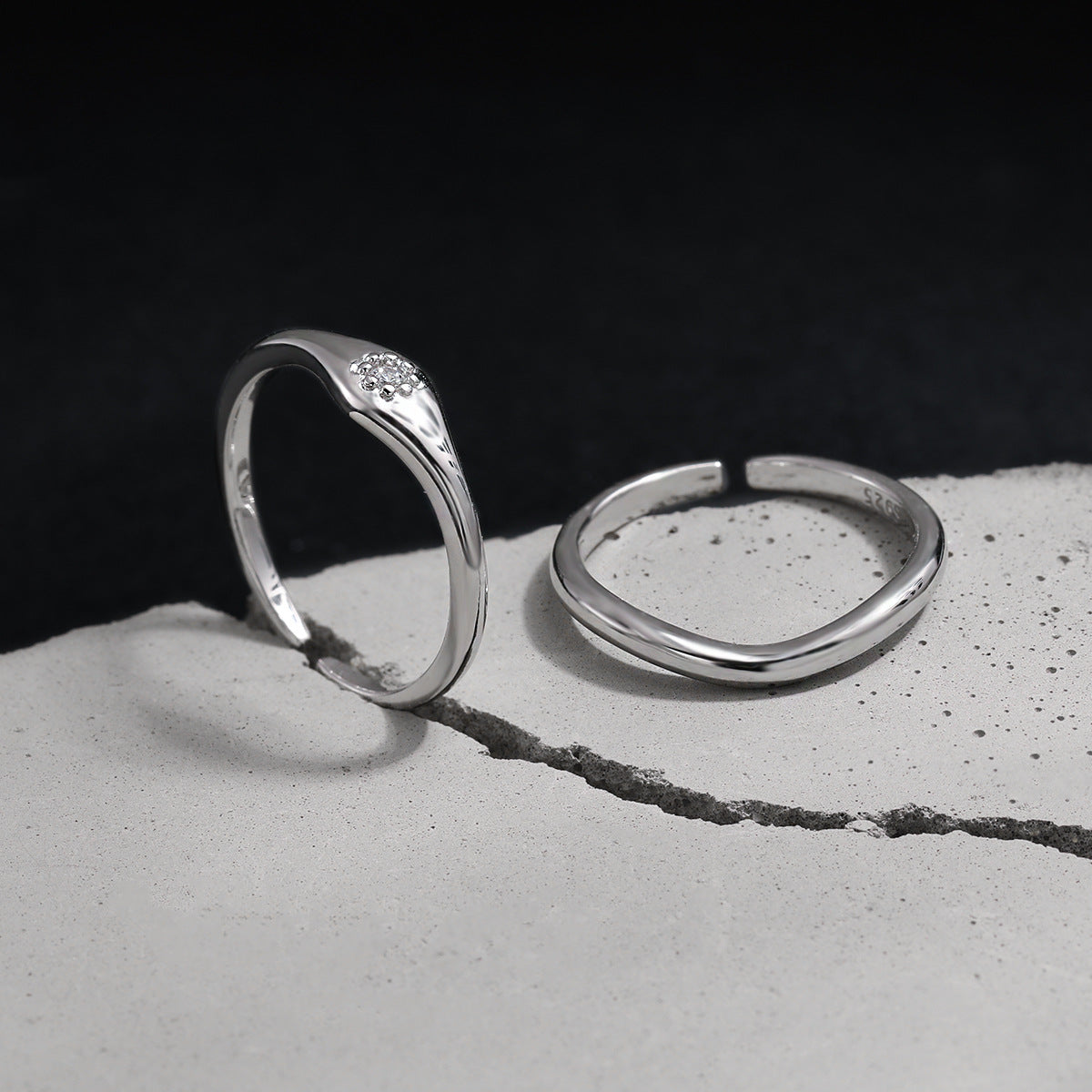 Minimalist Modern Geometric Wave 925 Sterling Silver Ring with Cubic Zirconia Adjustable Ring